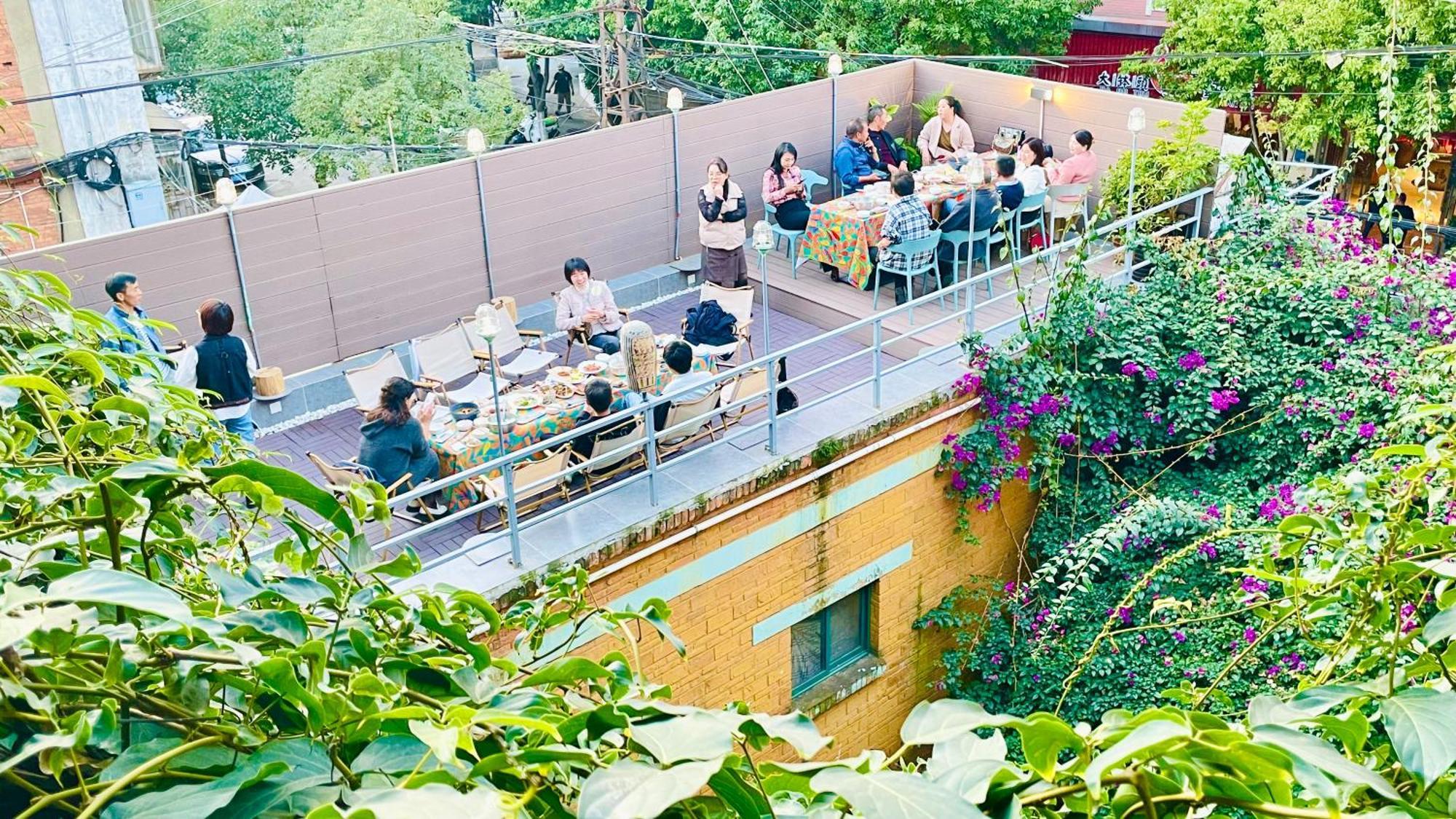 The Cloudland International Youth Hostel Close To The City Center,10 Min Walks To The Subway, Close To The Night Market, Old Street, Green Lake, English-Speaking Service, Free Activity Convenient Payment And Visa Cards Are Accepted Kunming Esterno foto