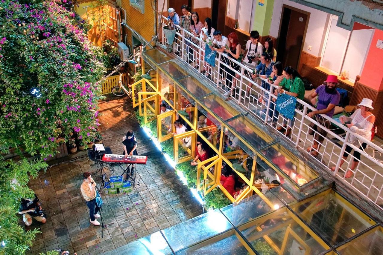 The Cloudland International Youth Hostel Close To The City Center,10 Min Walks To The Subway, Close To The Night Market, Old Street, Green Lake, English-Speaking Service, Free Activity Convenient Payment And Visa Cards Are Accepted Kunming Esterno foto